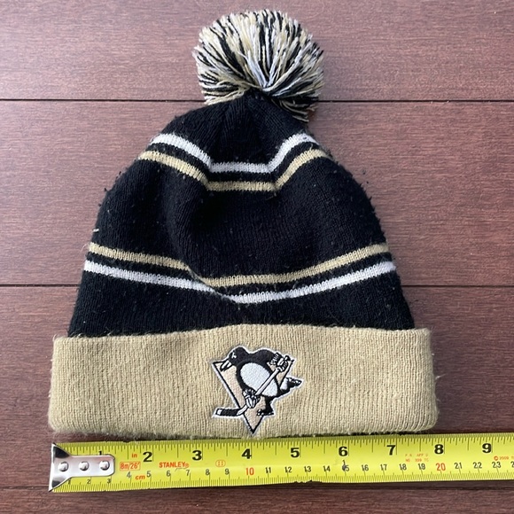 Pittsburgh Penguins NHL Squirt Squad toque - Picture 7 of 7
